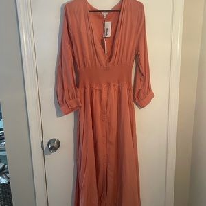 NWT TJ Maxx blush midi dress